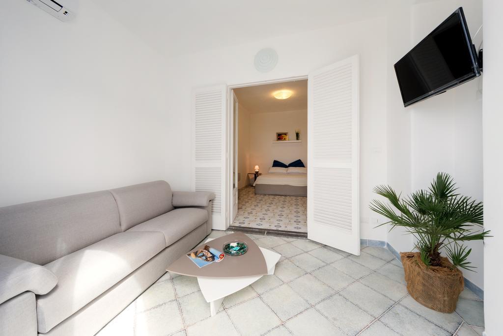Forio di Ischia Relais Romildanna B&B 객실 사진